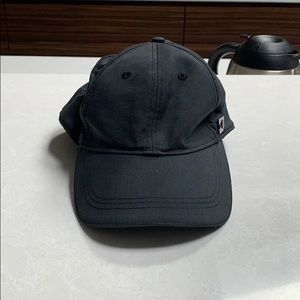 Lululemon boys hat